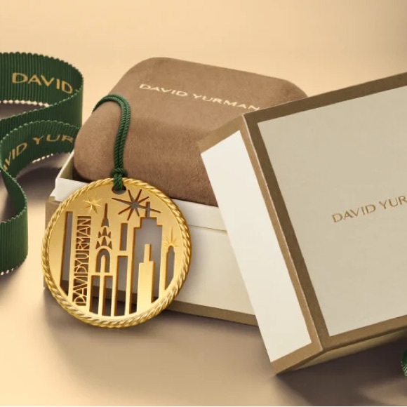 David Yurman Other - David Yurman Gold Pendant with Green Ribbon
